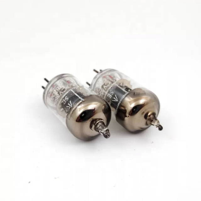 저소음 헤드폰 앰프 7핀 펜트로드 진공관 멀라드 EF9 - Headphone Amplifier 리뷰 및 가격