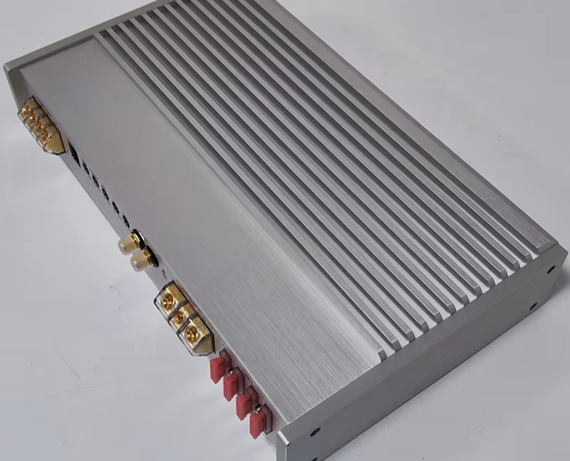 XT2000.1D 새로운 디자인 대형 출력 자동차 오디 - Class D Amplifier 리뷰 및 가격